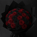 Éternelle red and black mixed rose bouquet front view